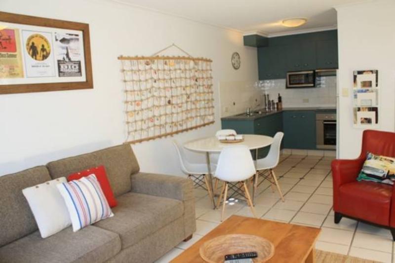 Cossies By The Sea Aparthotel Byron Bay Exterior photo
